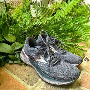 Brooks’ tennis shoes/running shoes